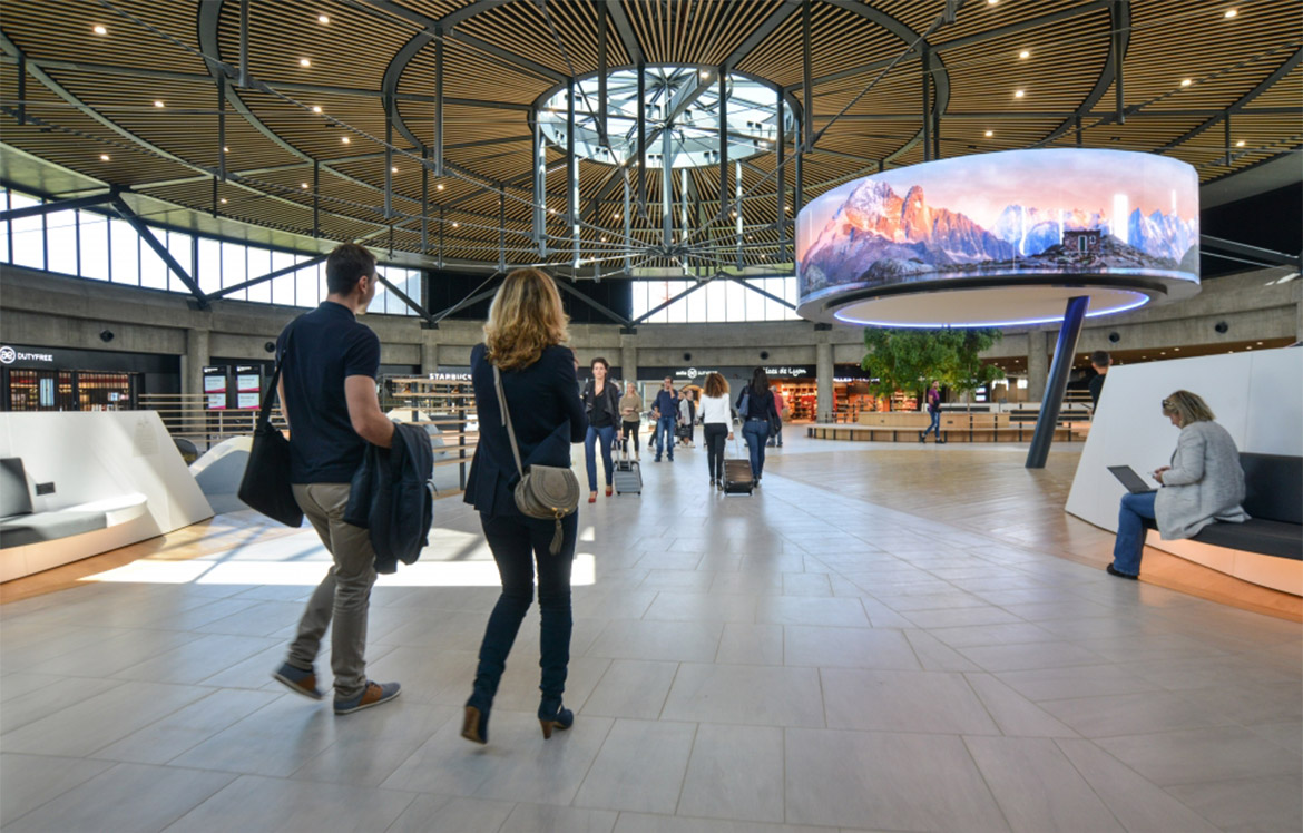 SAINT EXUPERY LYON TERMINAL 1